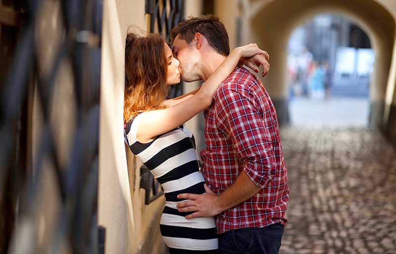 Couple Kissing Photo