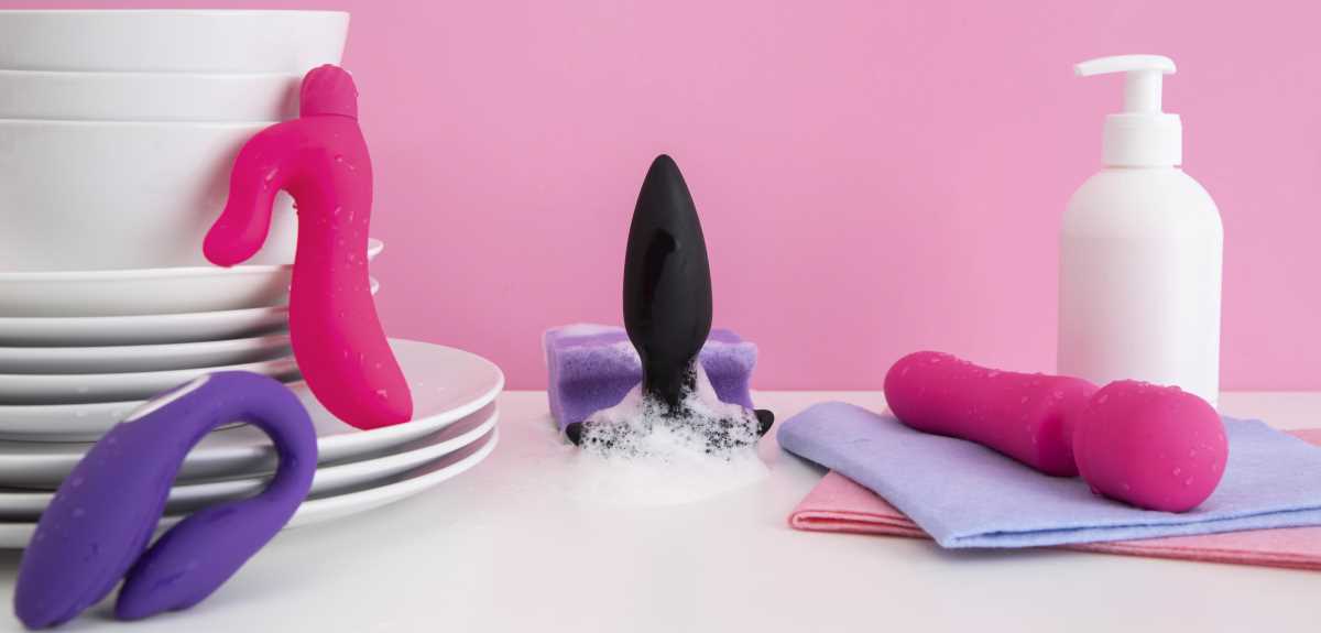 Vibrating anal sex toys